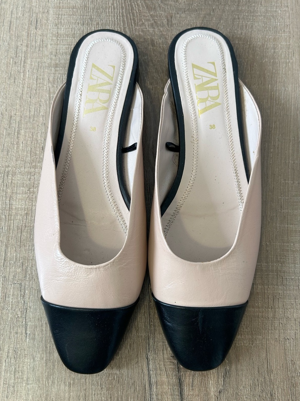 Zara woman shoes Beige 37 (6.5) open back slip on Pointed Toe Mules Flat